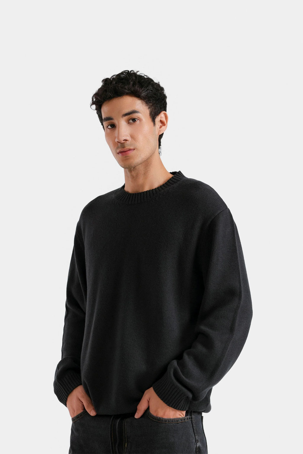 basic crew neck sweatre